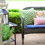 outdoor wicker settee