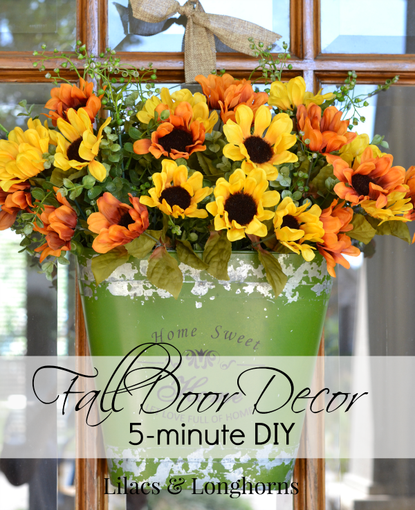 fall door decor | Lilacs & Longhorns